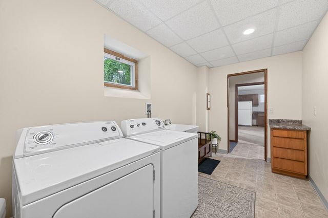 3249 Scott Avenue N, Golden Valley, MN 55422