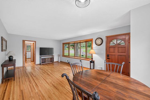 3249 Scott Avenue N, Golden Valley, MN 55422