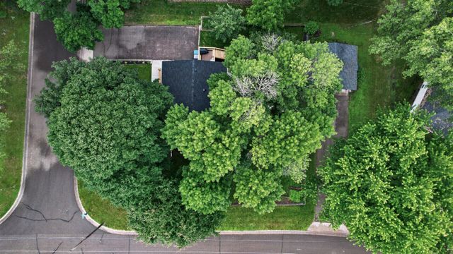 3249 Scott Avenue N, Golden Valley, MN 55422