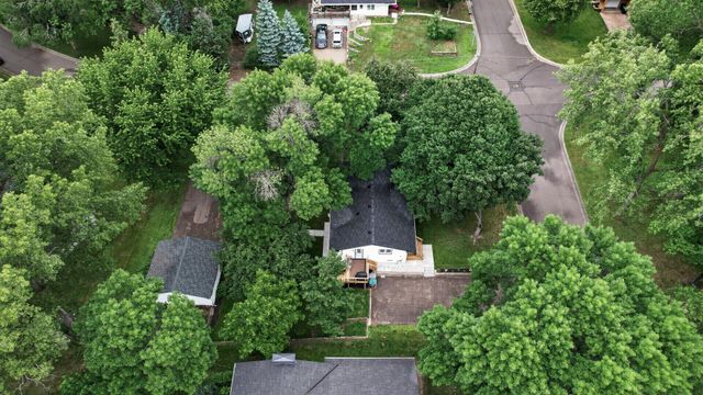 3249 Scott Avenue N, Golden Valley, MN 55422