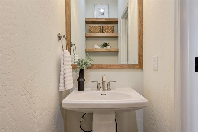 14800 Frankston Drive, Oklahoma City, OK 73142