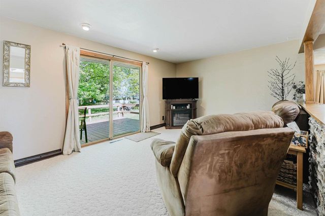 727 TELULAH AVENUE, Appleton, WI 54915