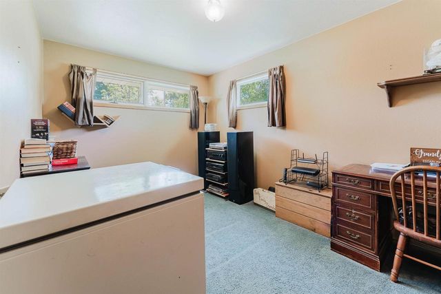 727 TELULAH AVENUE, Appleton, WI 54915