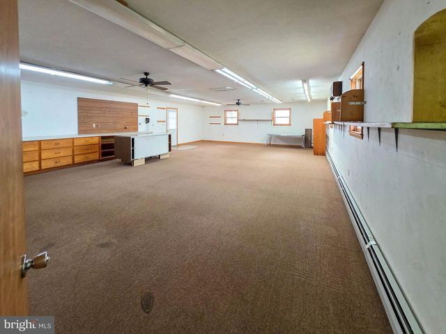 820 STORMS STORE RD, Gettysburg, PA 17325