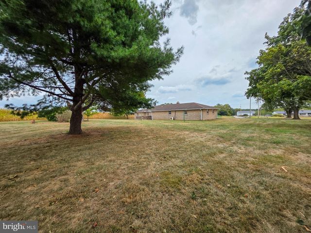 820 STORMS STORE RD, Gettysburg, PA 17325