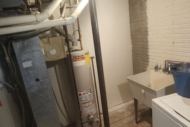 3632 Lynbrook Drive NE, Cedar Rapids, IA 52402