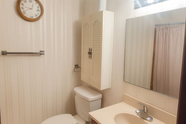 3632 Lynbrook Drive NE, Cedar Rapids, IA 52402