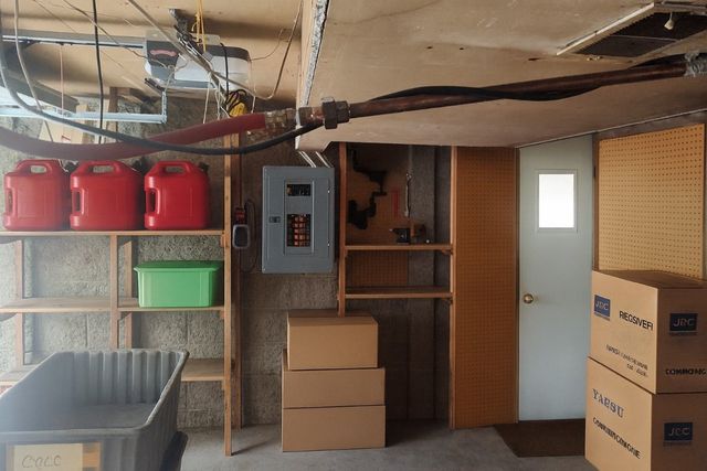 3632 Lynbrook Drive NE, Cedar Rapids, IA 52402