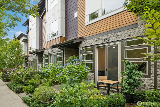 168 Whispering Lane NW, Bainbridge Island, WA 98110