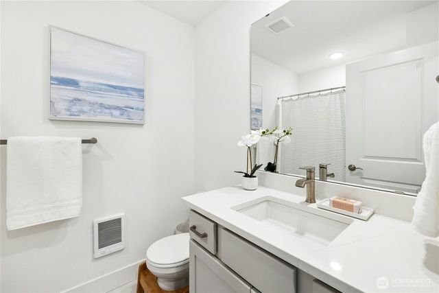 168 Whispering Lane NW, Bainbridge Island, WA 98110