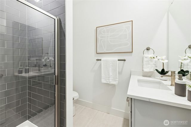 168 Whispering Lane NW, Bainbridge Island, WA 98110