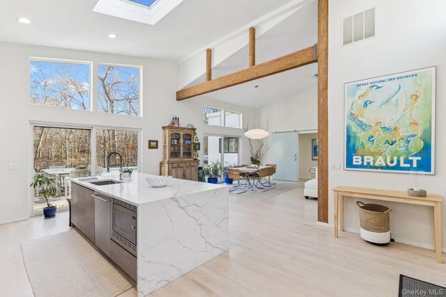 56 North Woods Lane, East Hampton, NY 11937