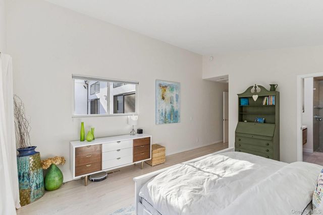 56 North Woods Lane, East Hampton, NY 11937