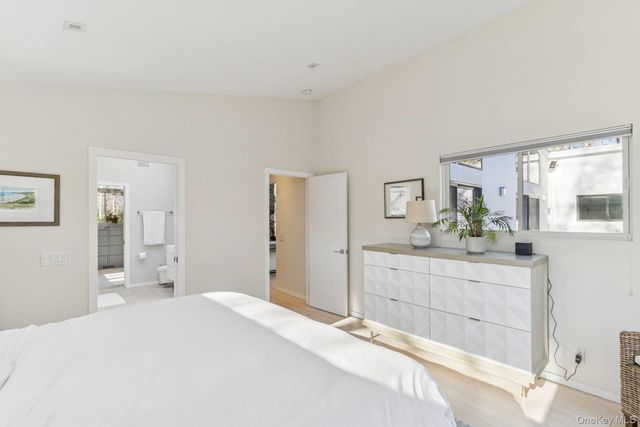 56 North Woods Lane, East Hampton, NY 11937