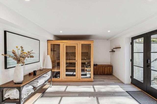 56 North Woods Lane, East Hampton, NY 11937