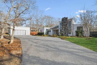 56 North Woods Lane, East Hampton, NY 11937