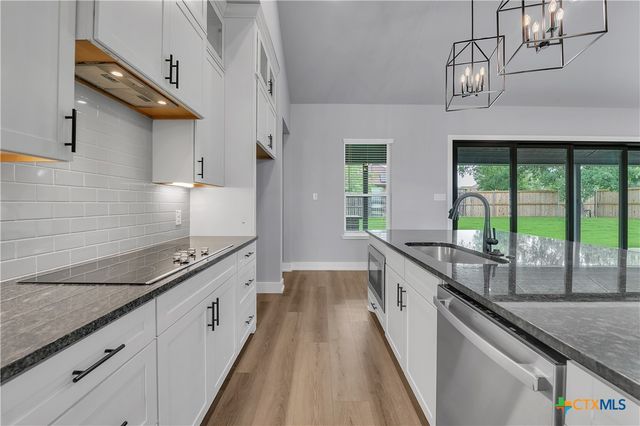 3065 Bella Vita Drive, Nolanville, TX 76559
