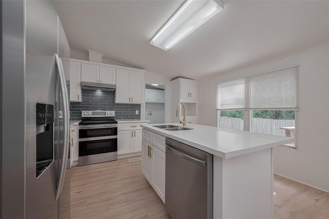 16282 Wild Oak Lane, Conroe, TX 77302