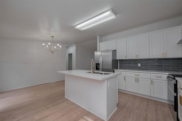 16282 Wild Oak Lane, Conroe, TX 77302