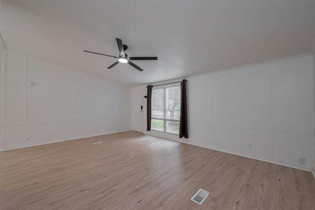 16282 Wild Oak Lane, Conroe, TX 77302