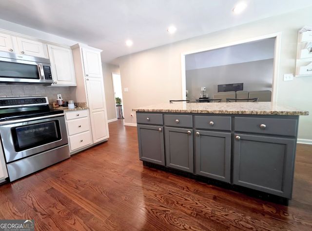 100 Farm Lane, Fayetteville, GA 30214