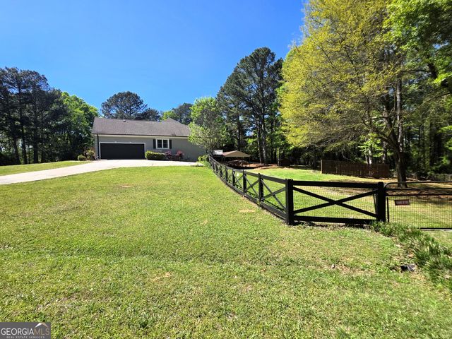 100 Farm Lane, Fayetteville, GA 30214