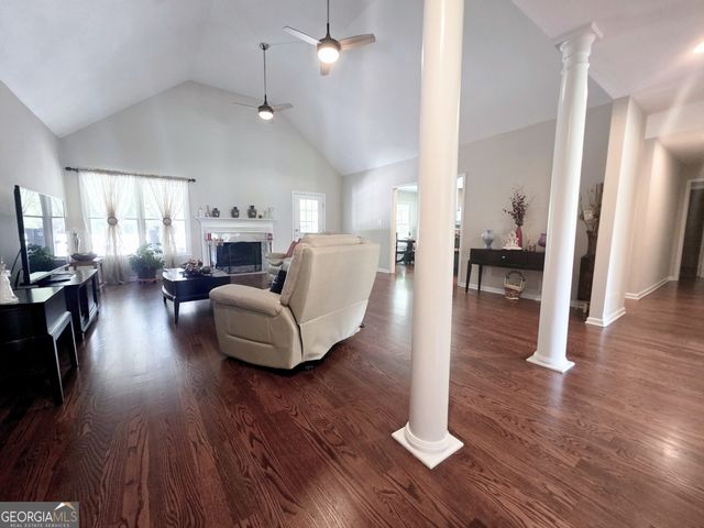 100 Farm Lane, Fayetteville, GA 30214