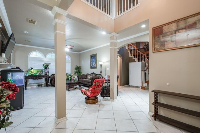 3810 Wildwood Valley Court, Houston, TX 77345