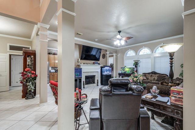 3810 Wildwood Valley Court, Houston, TX 77345