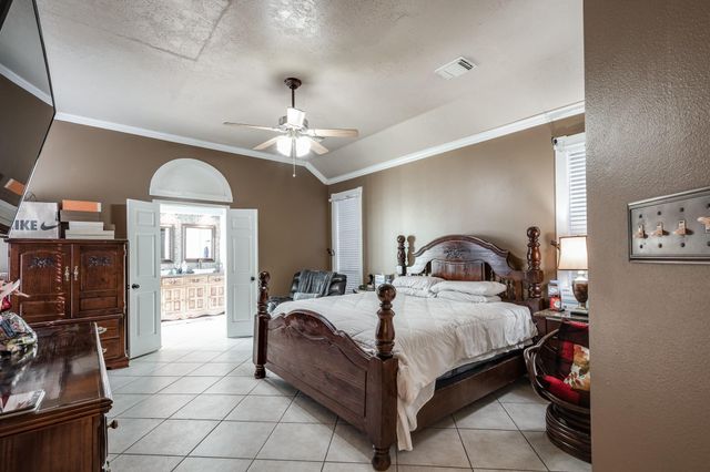 3810 Wildwood Valley Court, Houston, TX 77345