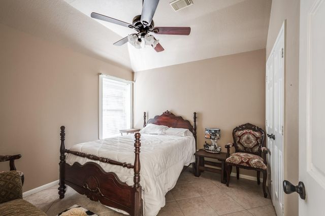 3810 Wildwood Valley Court, Houston, TX 77345