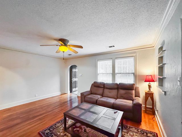 586 S HOLMES ST, Memphis, TN 38111