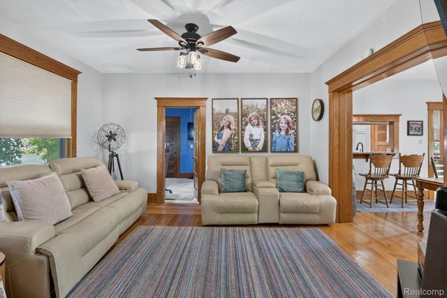 315 E Michigan Avenue, Saline, MI 48176