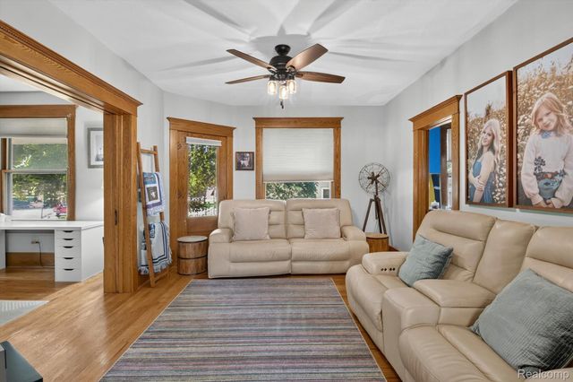 315 E Michigan Avenue, Saline, MI 48176