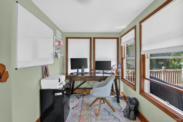 315 E Michigan Avenue, Saline, MI 48176