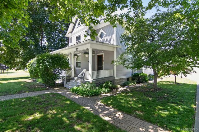 315 E Michigan Avenue, Saline, MI 48176