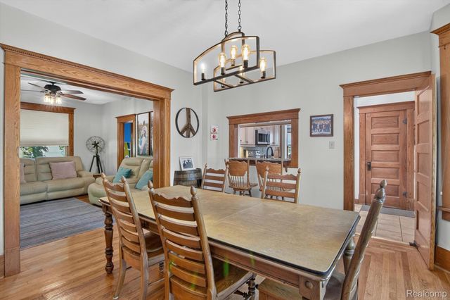 315 E Michigan Avenue, Saline, MI 48176