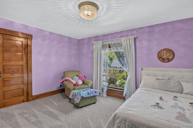 315 E Michigan Avenue, Saline, MI 48176