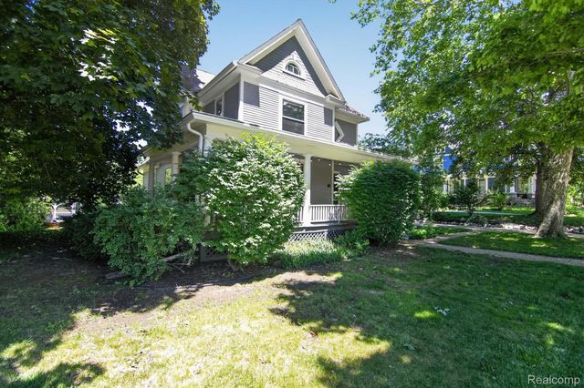315 E Michigan Avenue, Saline, MI 48176