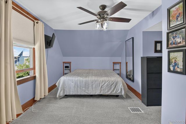 315 E Michigan Avenue, Saline, MI 48176