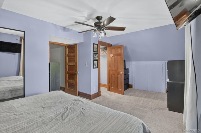 315 E Michigan Avenue, Saline, MI 48176