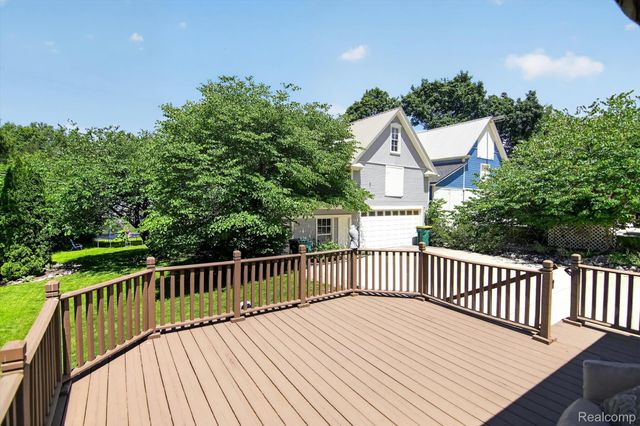 315 E Michigan Avenue, Saline, MI 48176