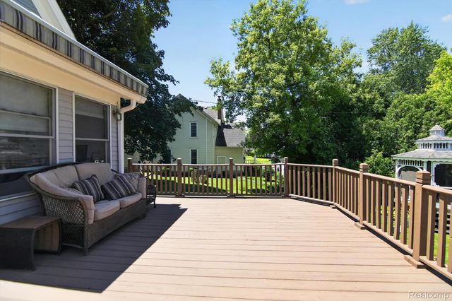 315 E Michigan Avenue, Saline, MI 48176