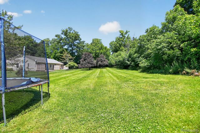 315 E Michigan Avenue, Saline, MI 48176