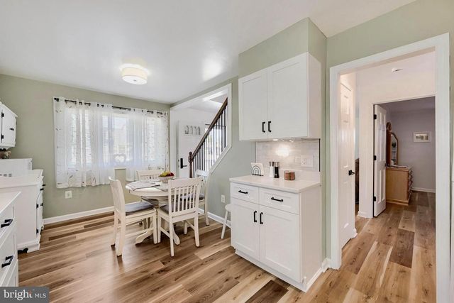8103 MURRAY POINT RD, Baltimore, MD 21222