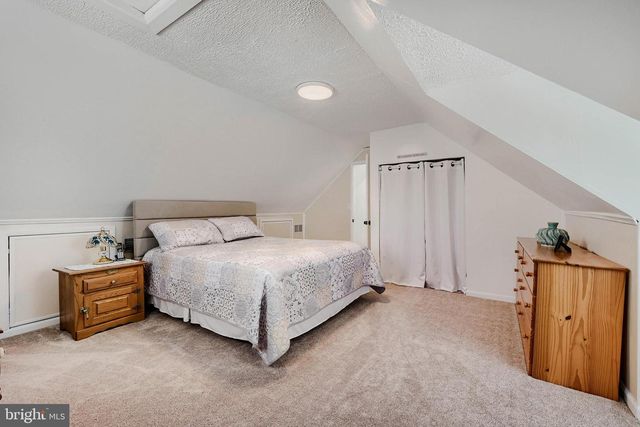 8103 MURRAY POINT RD, Baltimore, MD 21222