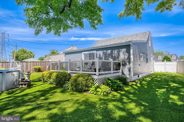 8103 MURRAY POINT RD, Baltimore, MD 21222