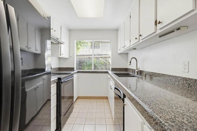 929 Amistad Ct A, El Cajon, CA 92019