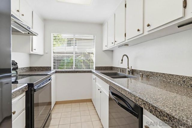 929 Amistad Ct A, El Cajon, CA 92019