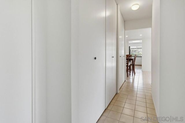 929 Amistad Ct A, El Cajon, CA 92019